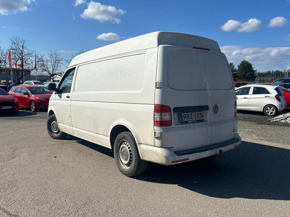 VOLKSWAGEN Transporter 2014