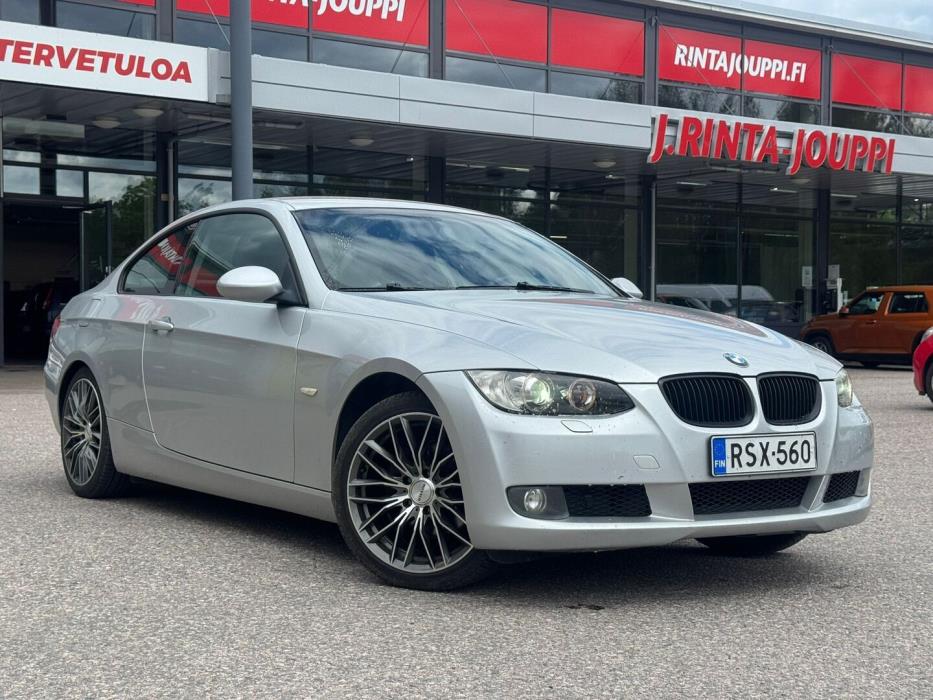 BMW 320 2007