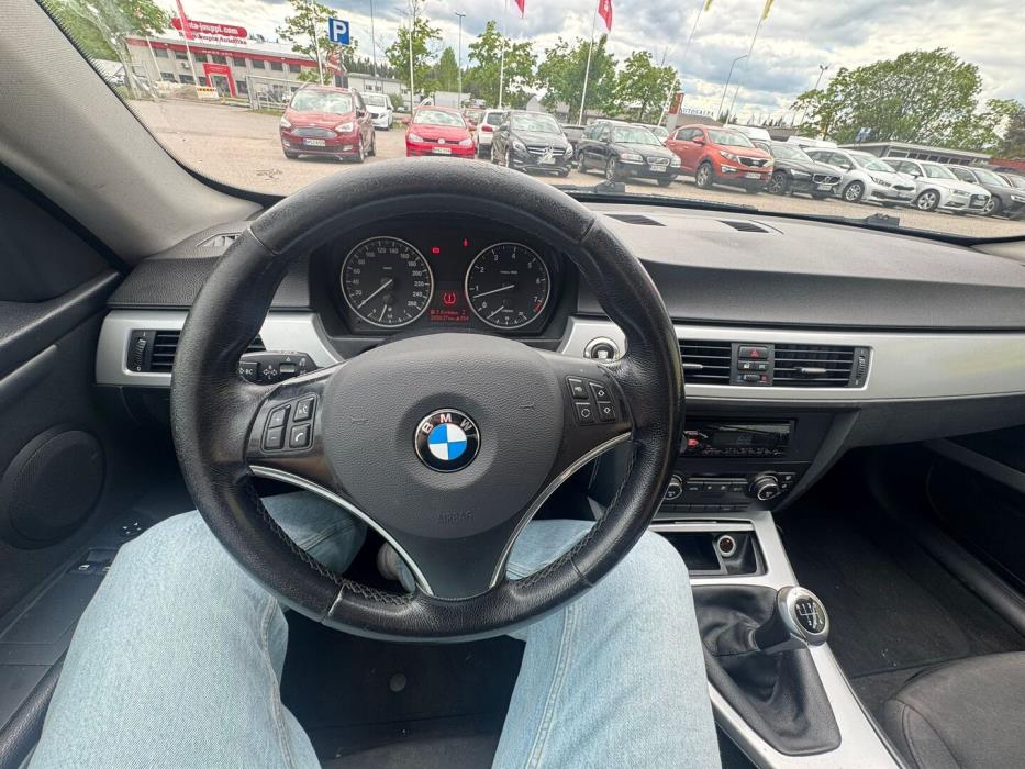 BMW 320 2007