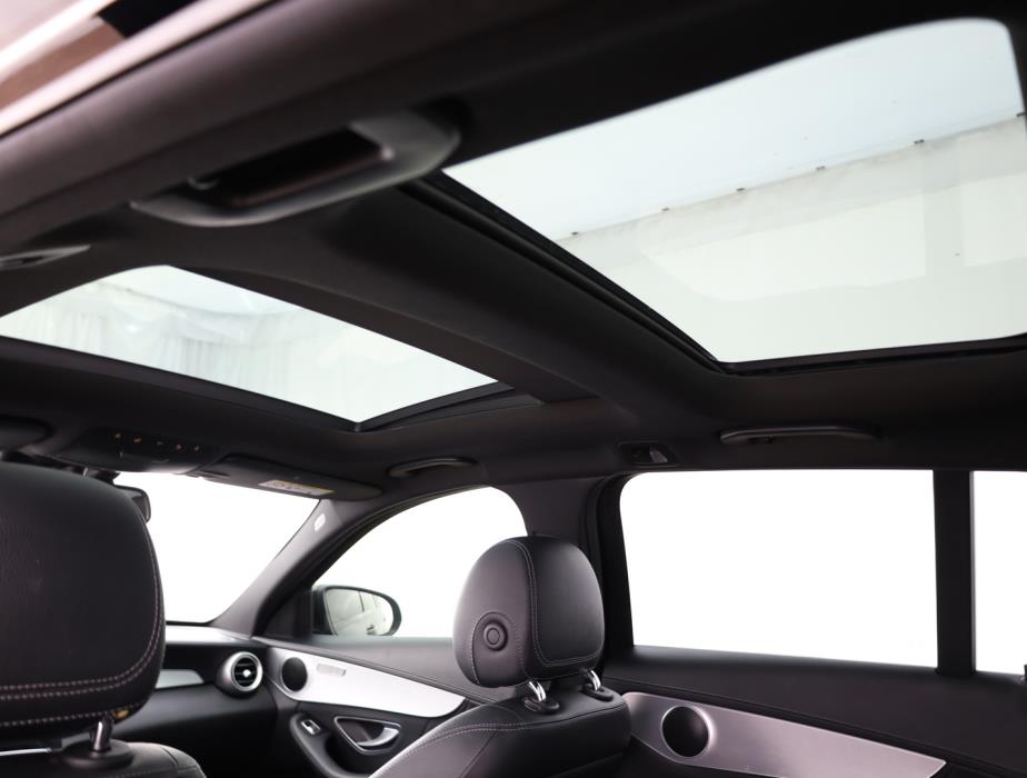 MERCEDES-BENZ C 2015