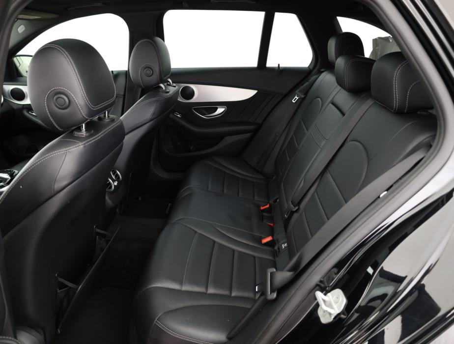 MERCEDES-BENZ C 2015