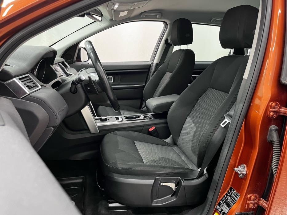 LAND ROVER Discovery Sport 2017