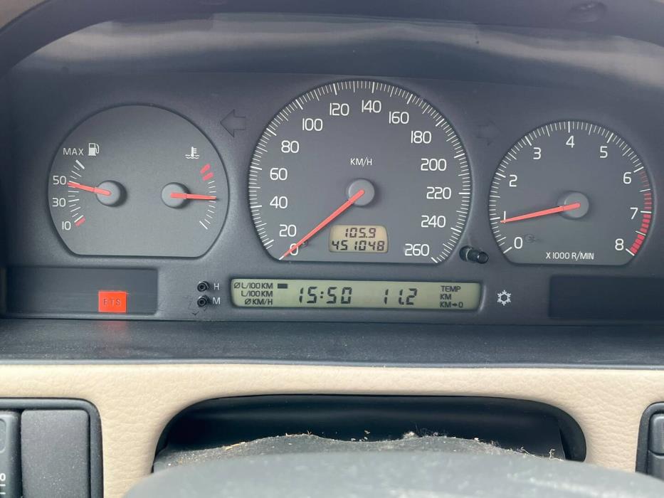 VOLVO S70 2000