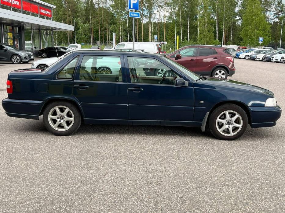 VOLVO S70 2000