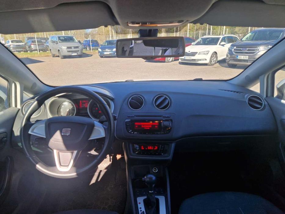 SEAT Ibiza ST 2012