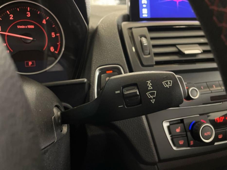 BMW 118 2012