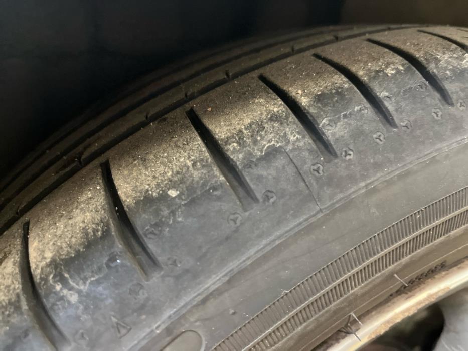 VOLKSWAGEN Jetta 2012