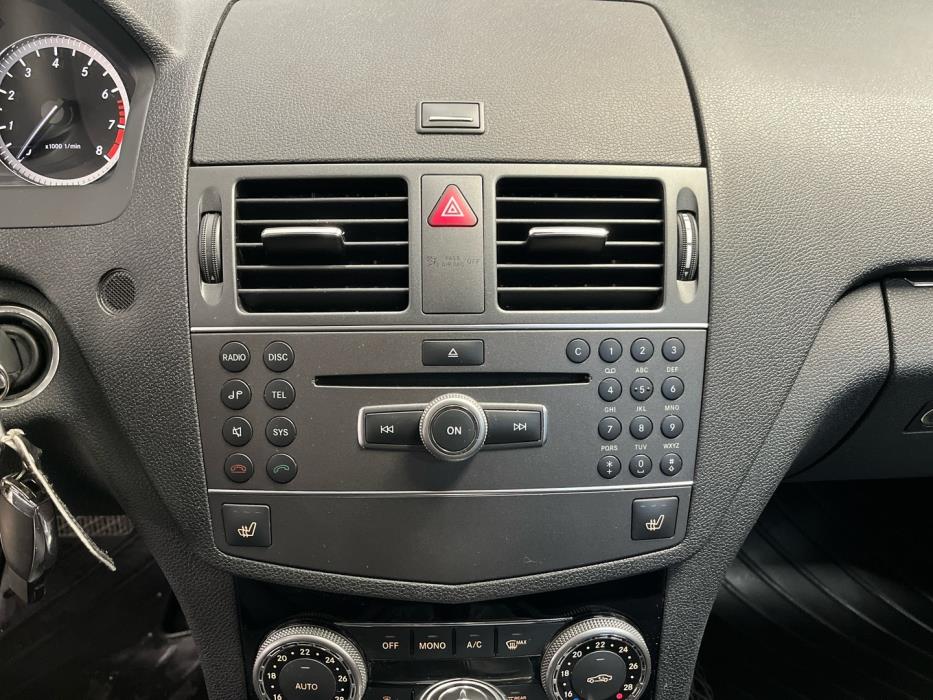 MERCEDES-BENZ C 2011