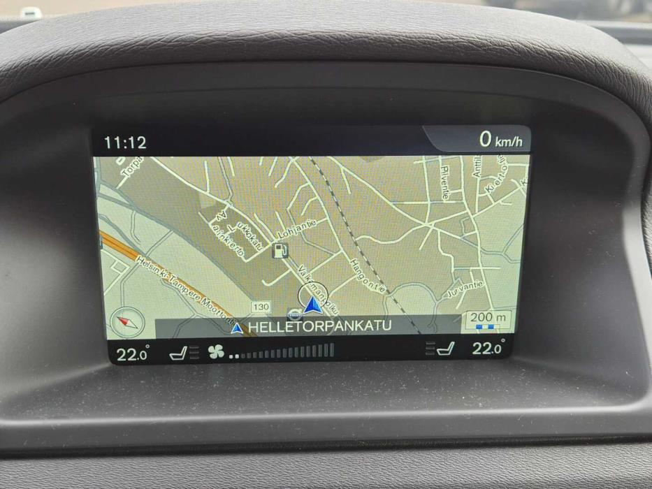 VOLVO V70 2015