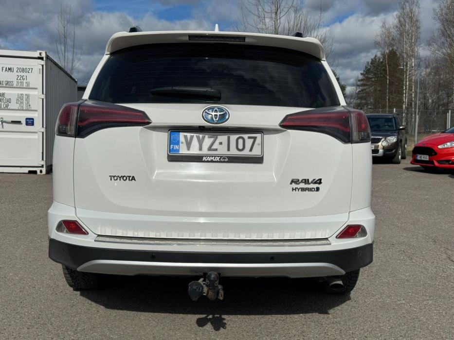 TOYOTA RAV4 2016