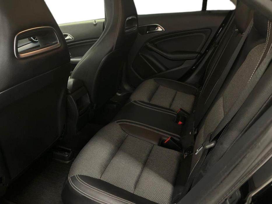 MERCEDES-BENZ CLA 2013