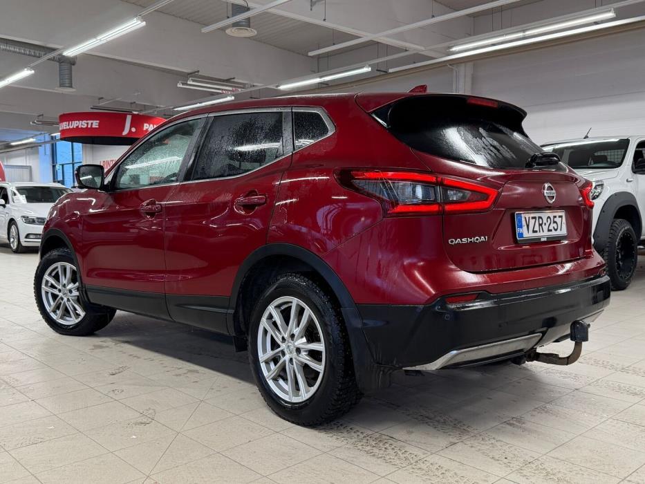 NISSAN Qashqai 2017