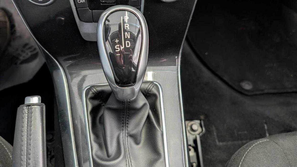 VOLVO V40 Cross Country 2017