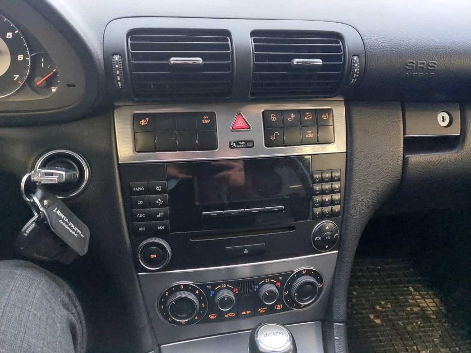 MERCEDES-BENZ C 55 AMG 2004