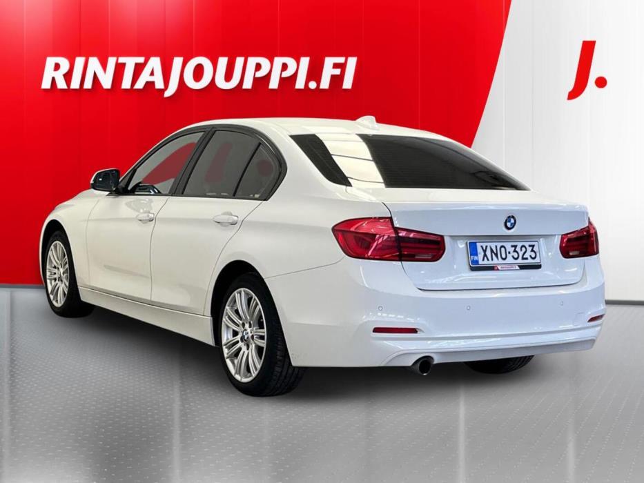 BMW 318 2016
