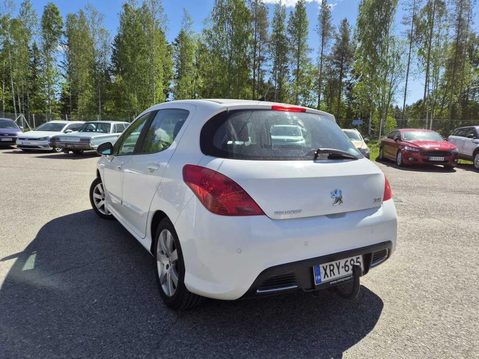 PEUGEOT 308 2011