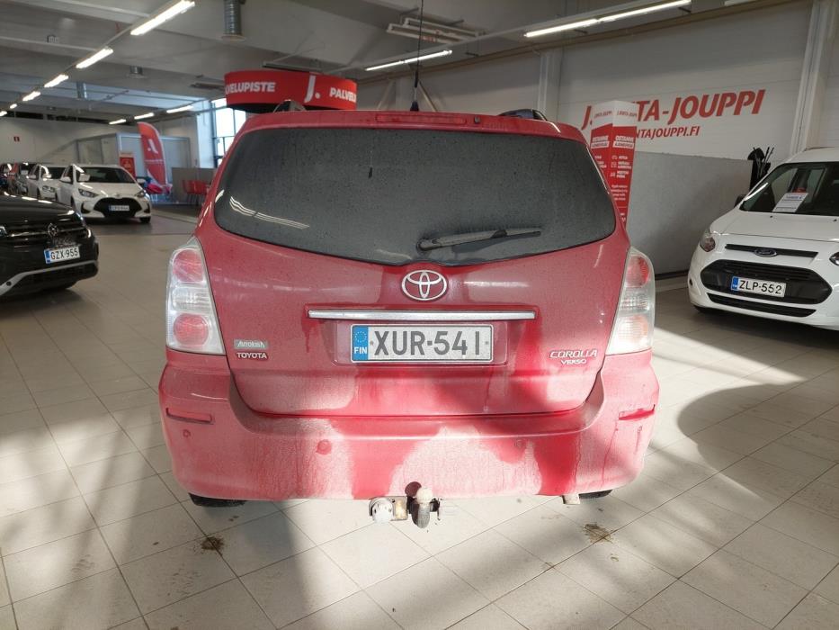 TOYOTA Corolla Verso 2009