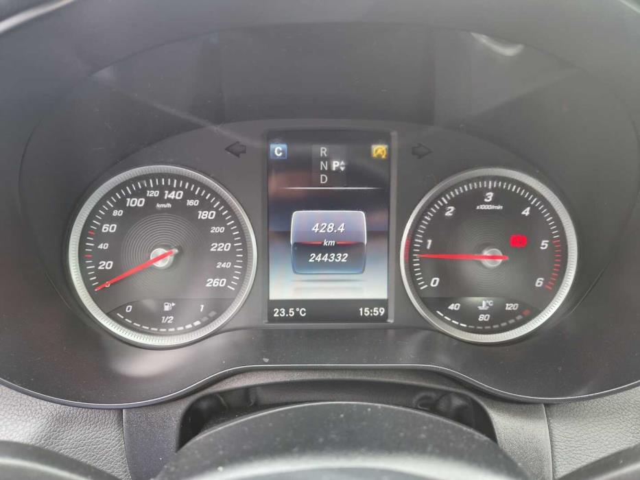 MERCEDES-BENZ C 2016