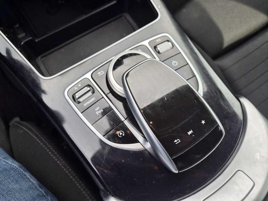 MERCEDES-BENZ C 2016
