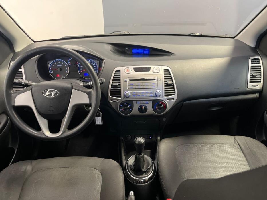 HYUNDAI i20 2010