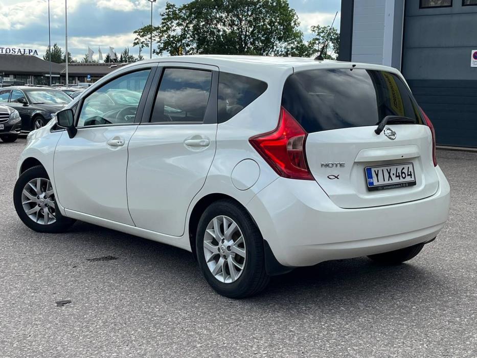 NISSAN Note 2015