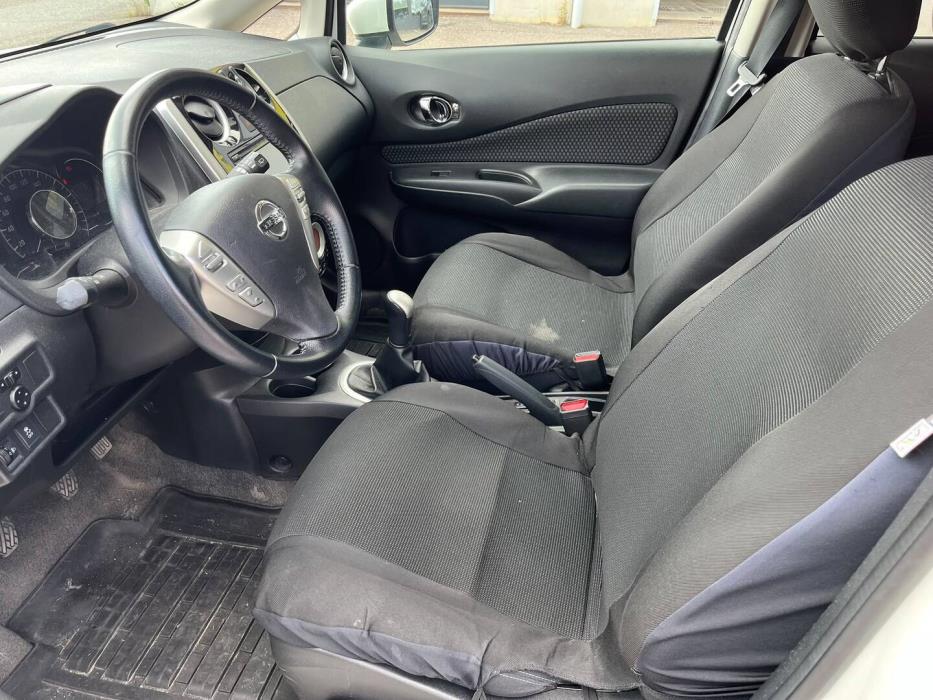 NISSAN Note 2015