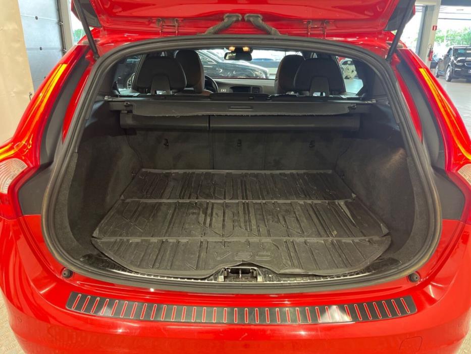 VOLVO V60 2014
