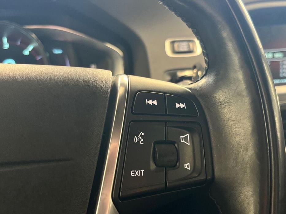 VOLVO V60 2014
