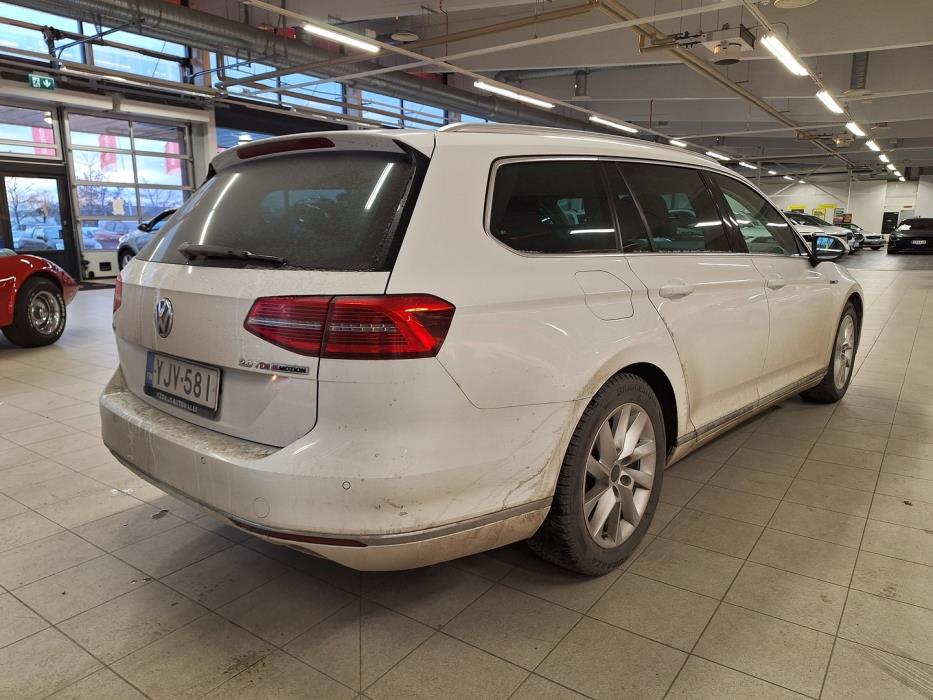 VOLKSWAGEN Passat 2016