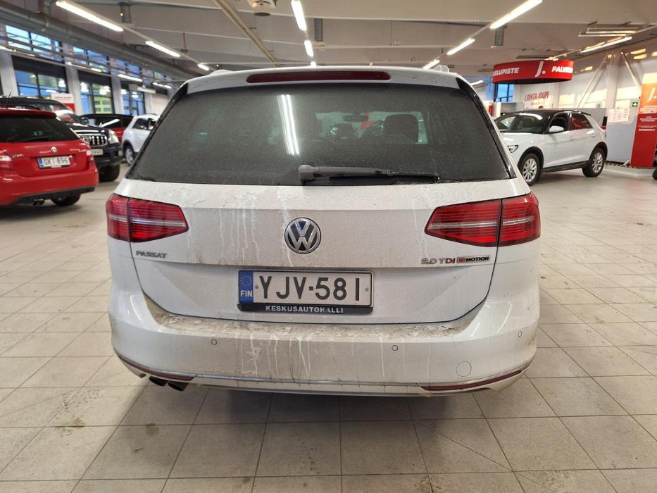 VOLKSWAGEN Passat 2016