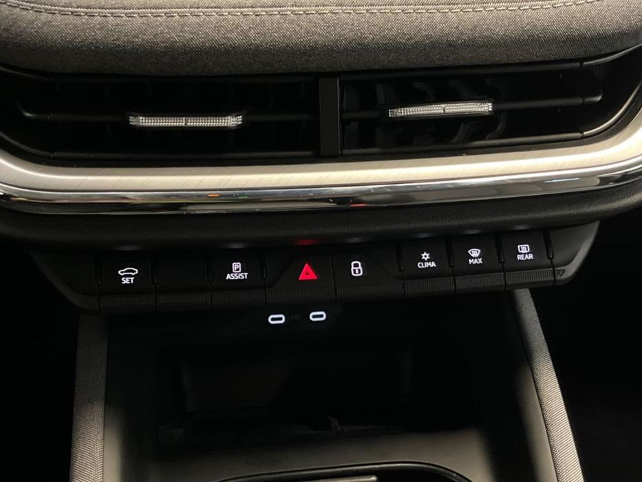 SKODA Enyaq 2022
