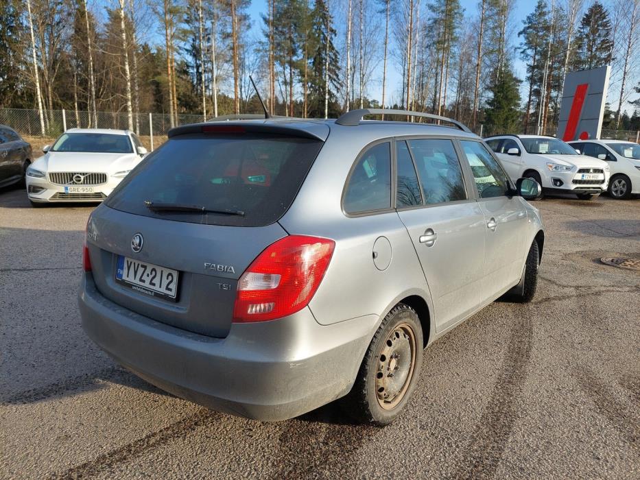 SKODA Fabia 2014