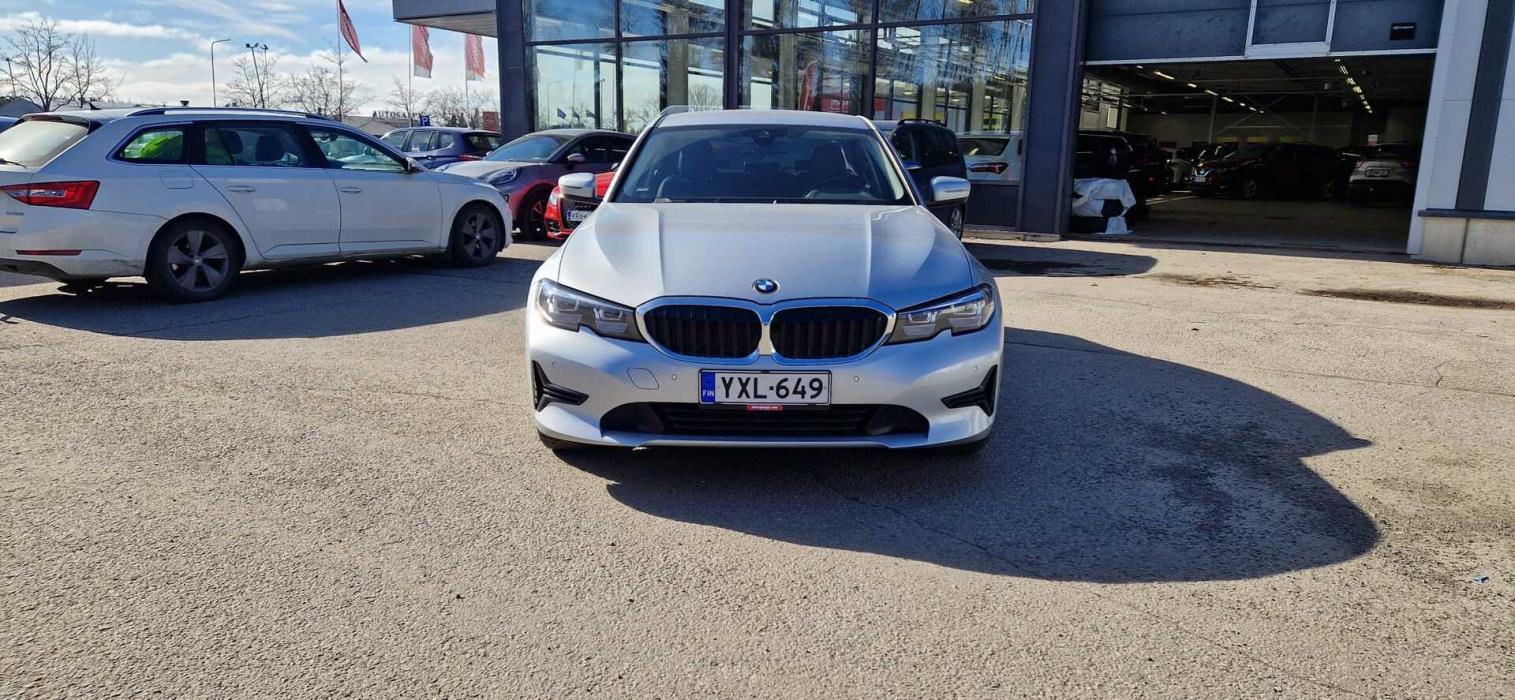 BMW 320 2021