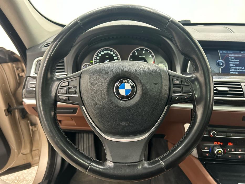 BMW 530 GRAN TURISMO 2011