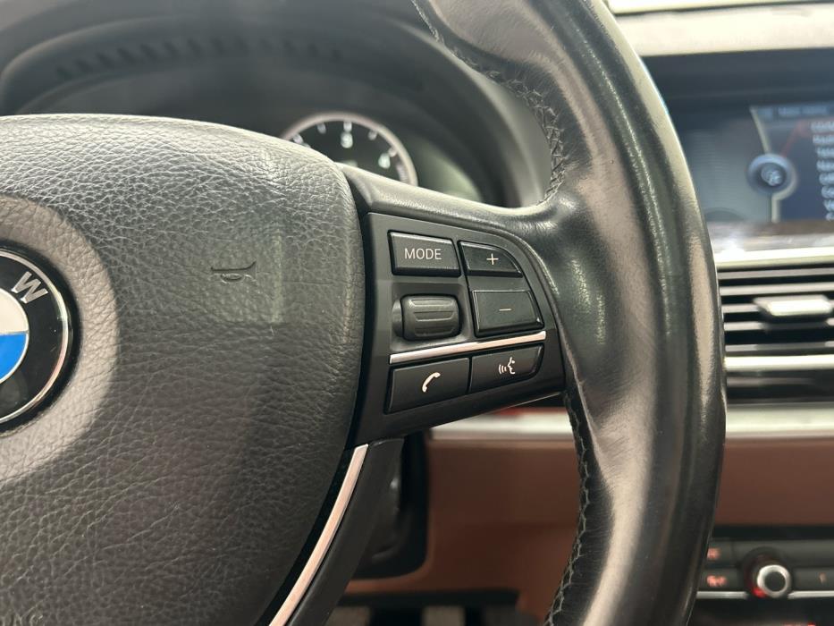 BMW 530 GRAN TURISMO 2011