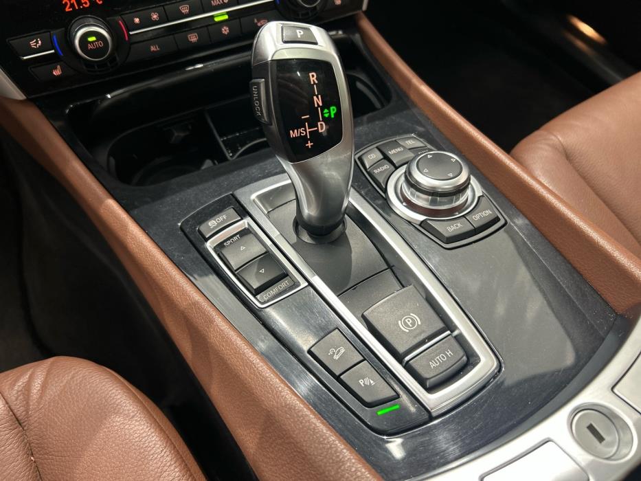 BMW 530 GRAN TURISMO 2011