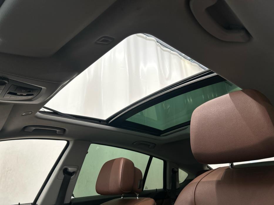 BMW 530 GRAN TURISMO 2011