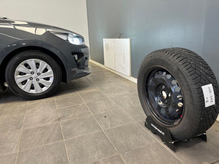 KIA Rio 2021