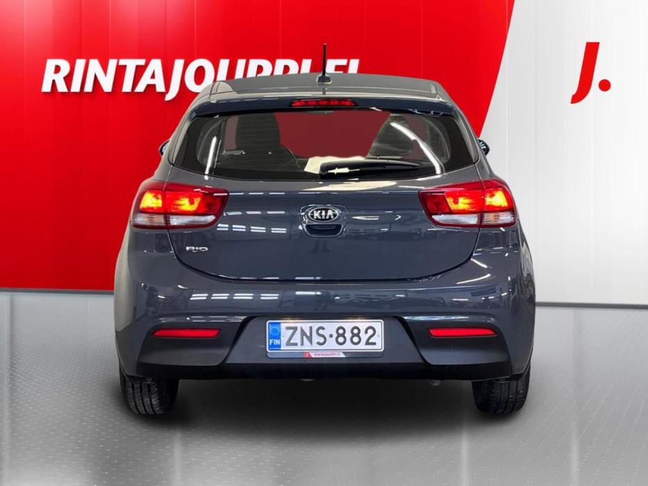 KIA Rio 2021