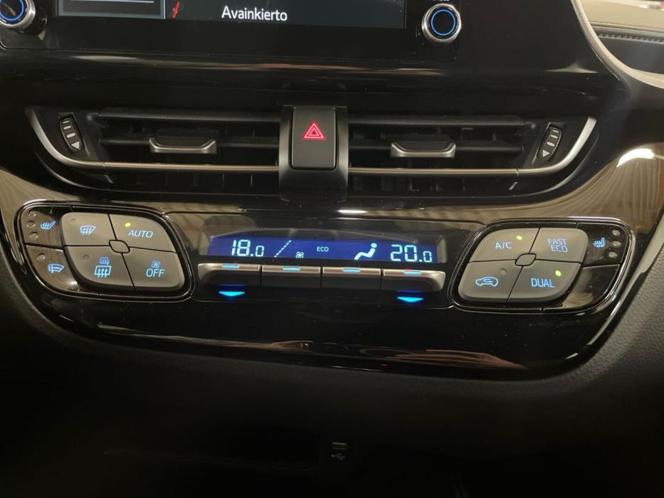 TOYOTA C-HR 2022