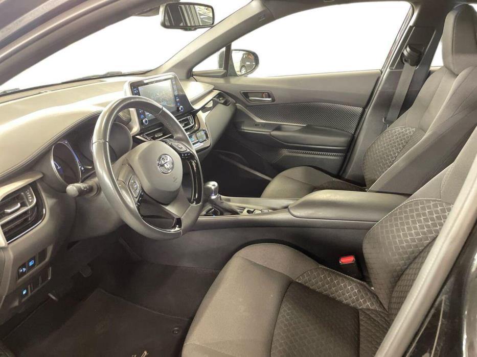 TOYOTA C-HR 2022