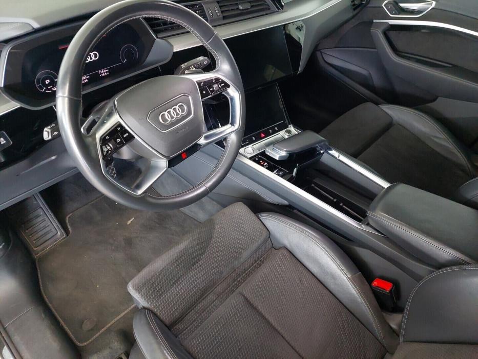 AUDI e-tron 2020