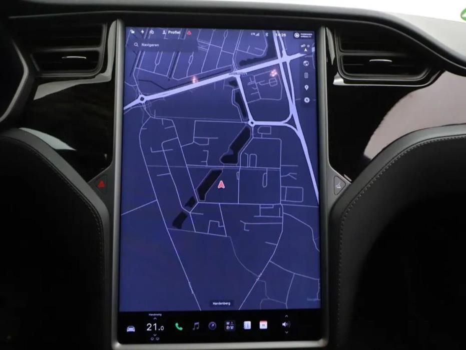 TESLA Model S 2019
