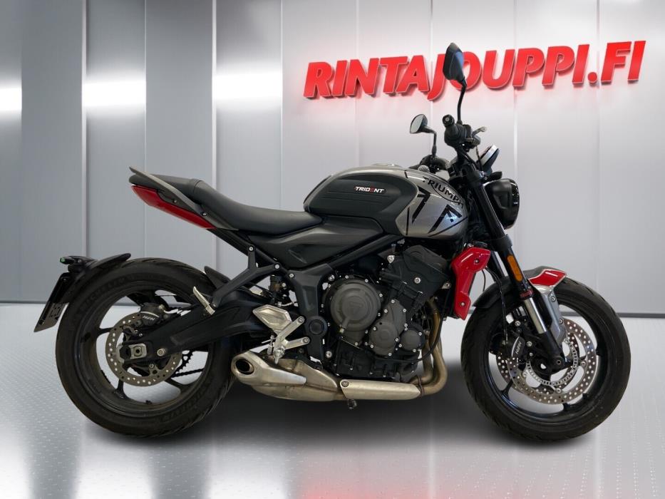 TRIUMPH TRIDENT 2021