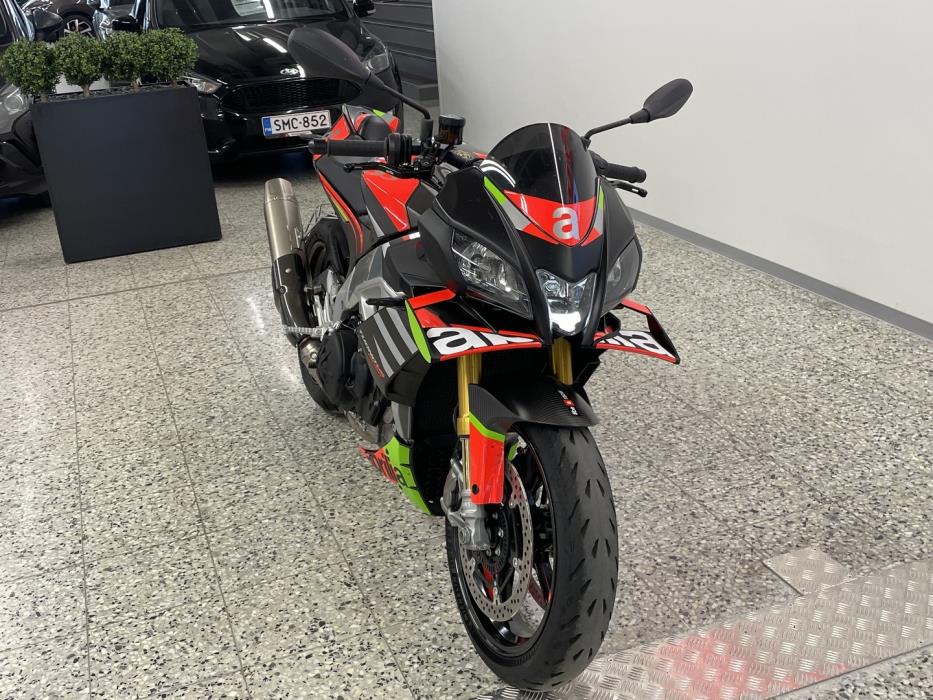 APRILIA TUONO 2022