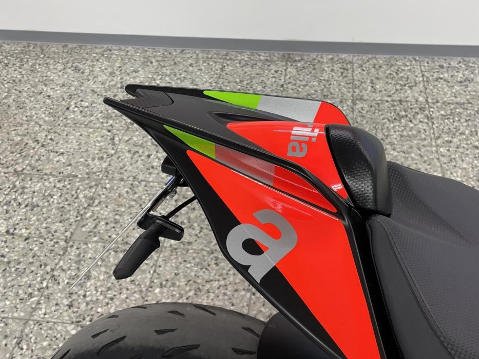 APRILIA TUONO 2022