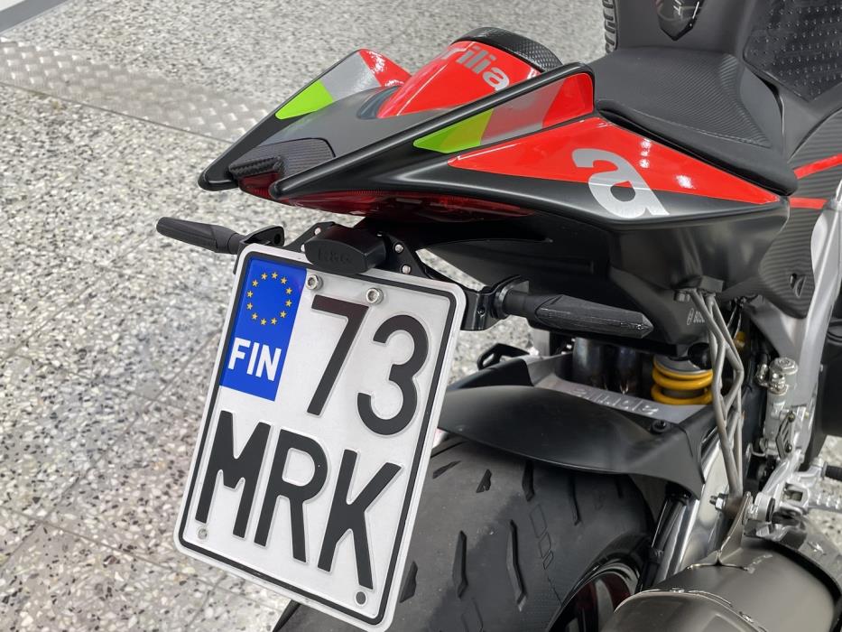 APRILIA TUONO 2022