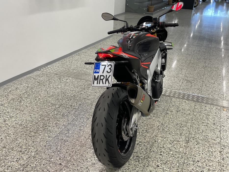 APRILIA TUONO 2022