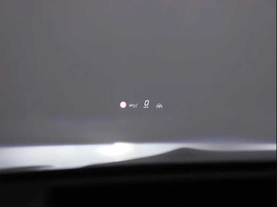 MERCEDES-BENZ EQS 2024