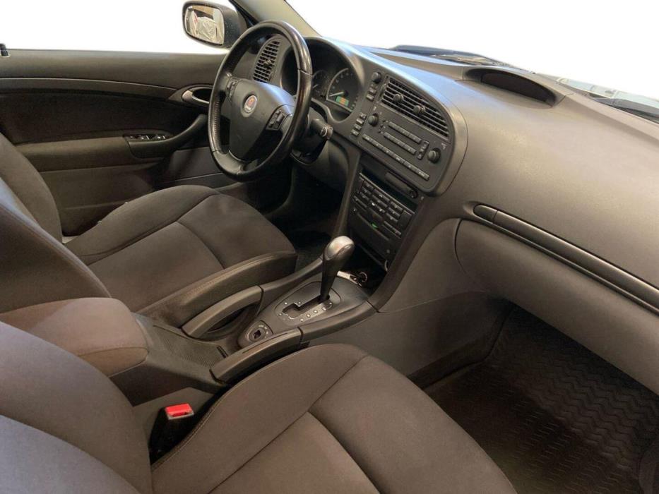 SAAB 9-3 2005